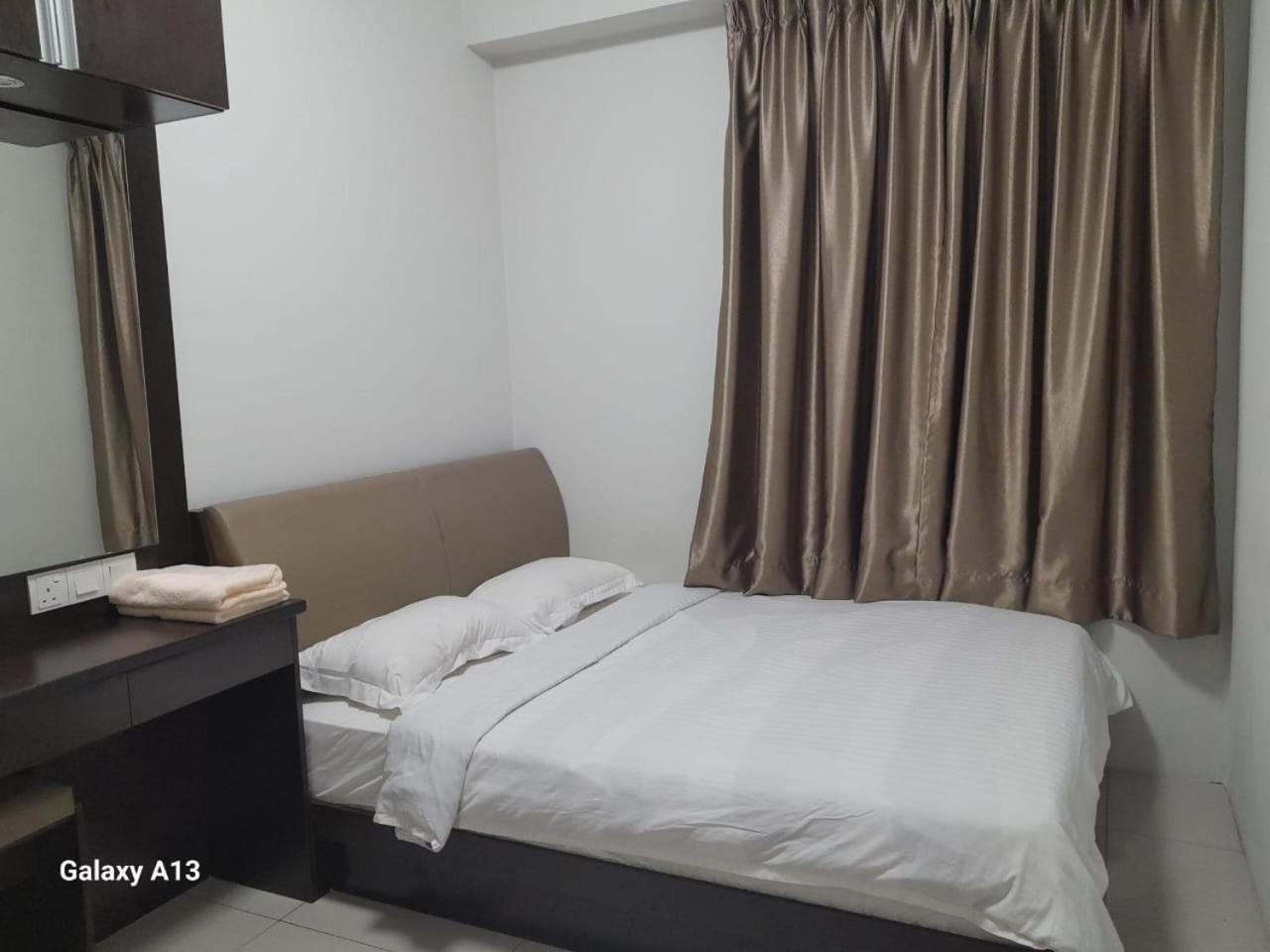 K. Riverfront Apartment Ipoh Exterior photo