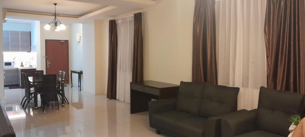 K. Riverfront Apartment Ipoh Exterior photo